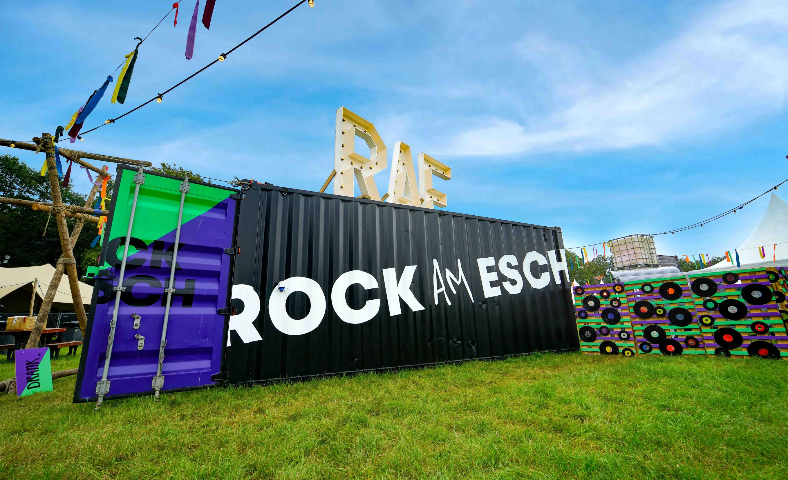 Bestickering zeecontainer